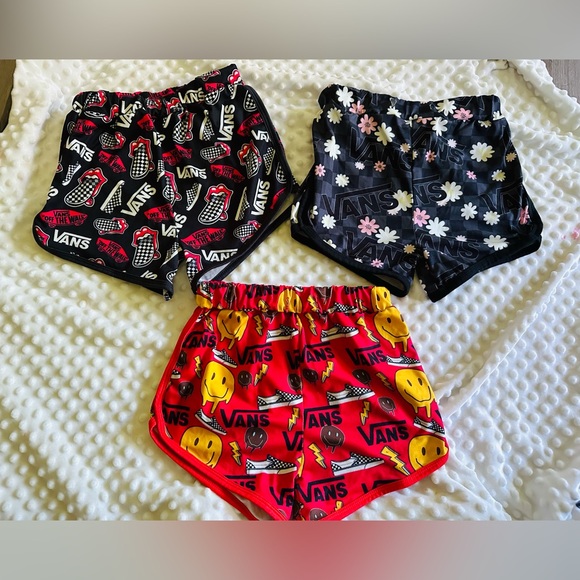 Vans Other - Boutique VANS girls 3 lot Shorts 14/16